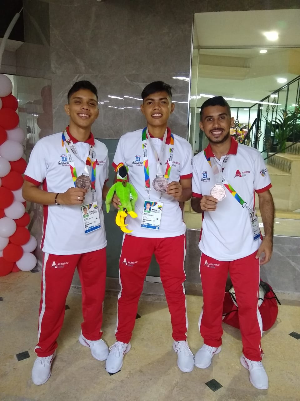 Equipo Kata Bronce en Karate.jpeg