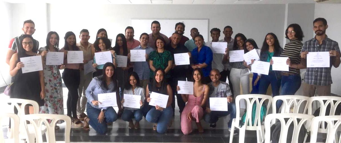 Graduación Semillero de Investigación (2).jpg