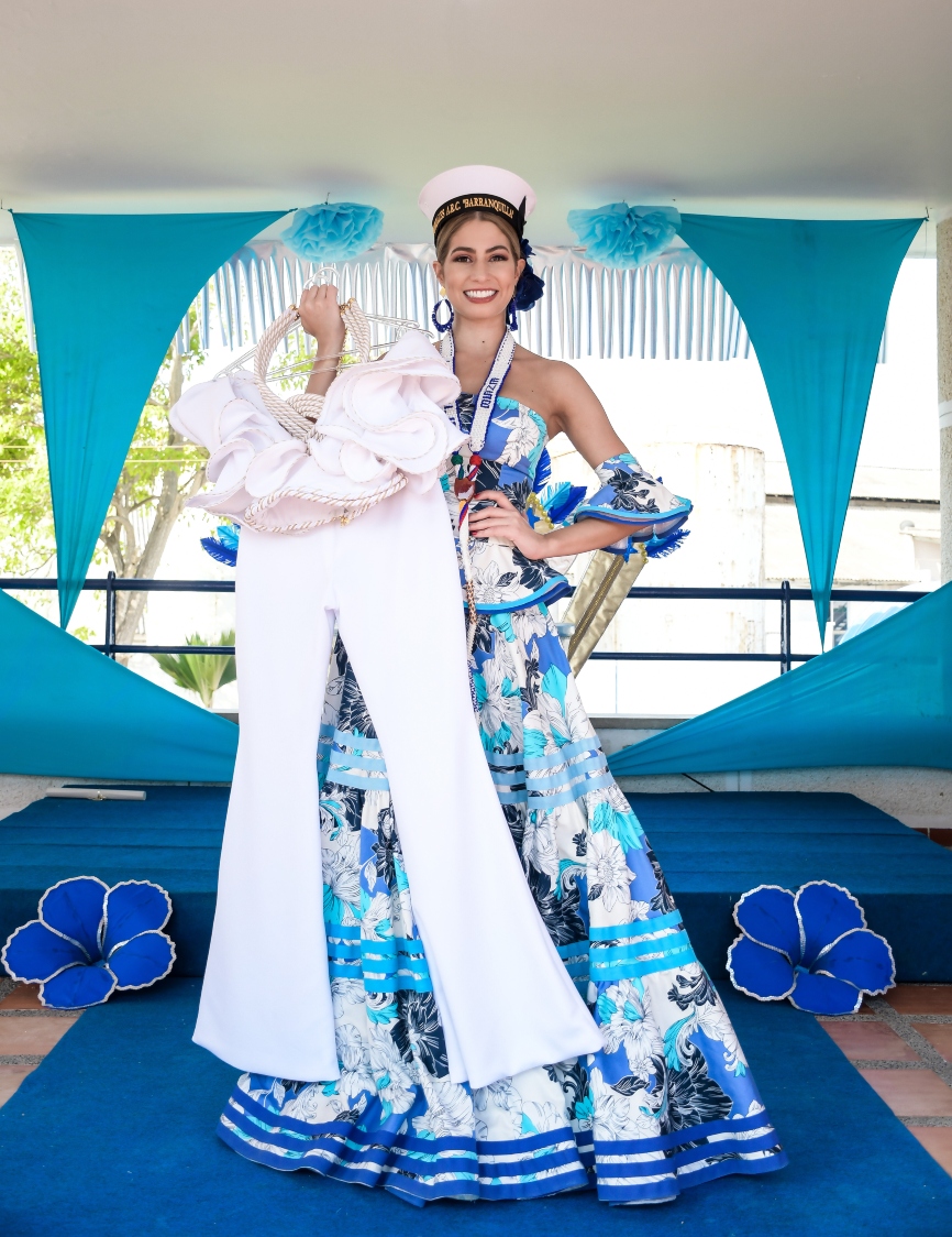 Isabella Chams, vestido de Guacherna Fluvial 2.jpg