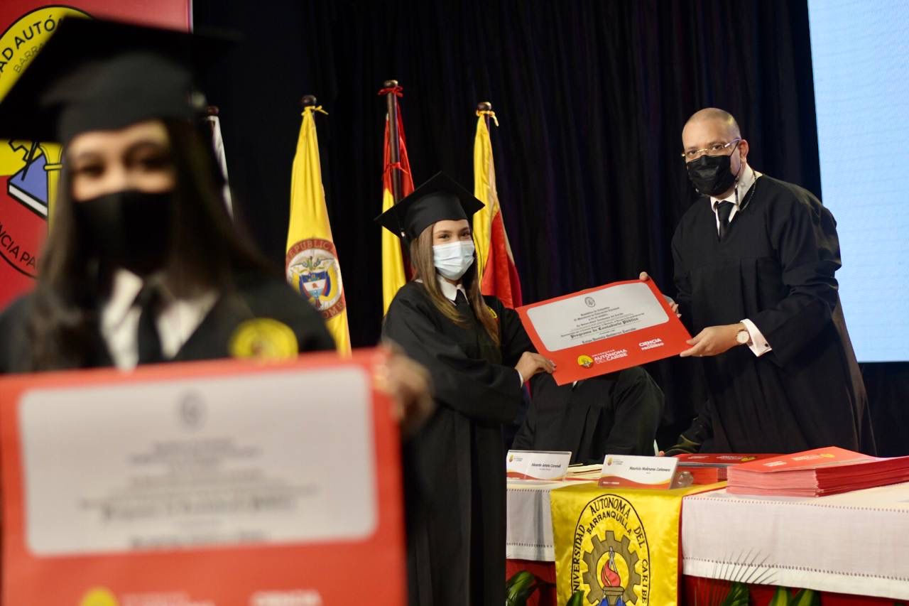 Rector graduando