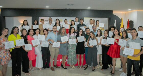 Graduación Semillero Junior Uniautónoma 2023-01: Un Nuevo Capítulo de Excelencia en Investigación