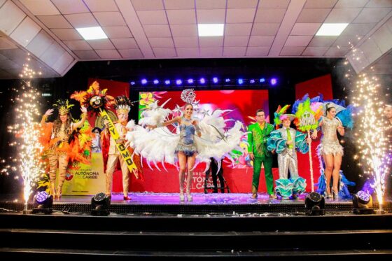 Deslumbrante tumbao de la Universidad Autónoma del Caribe con ‘Cultura Caribe’ en el Carnaval de Barranquilla 2024