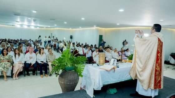 Unidos y exaltando su historia, la Uniautónoma celebró sus 57 años