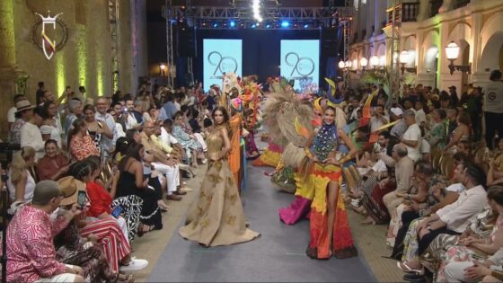 Candidatas al Concurso Nacional de Belleza brillaron con vestidos artesanales elaborados por estudiantes Uniautónoma