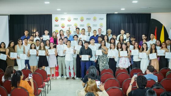Un logro que inspira: 64 jóvenes culminaron el ciclo básico de investigación en Uniautónoma
