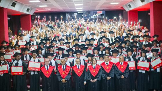 En su última ceremonia de grados de 2024, Uniautónoma entregó 288 nuevos profesionales al mundo