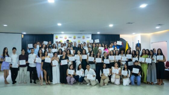 Uniautónoma graduó a 73 nuevos Semilleros Junior de Investigación
