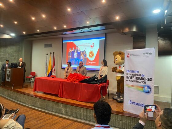 Semillero Interfacultades de Uniautónoma lidera participación académica en el Encuentro Internacional de Administración 2025