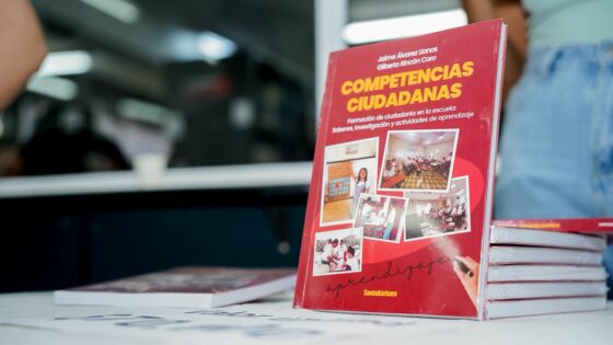 Con el lanzamiento del libro “Competencias Ciudadanas”, inició el primer Café Filosófico del 2026
