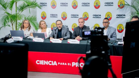 Uniautónoma recibe a Pares Académicos para renovación de registro calificado del programa de Derecho