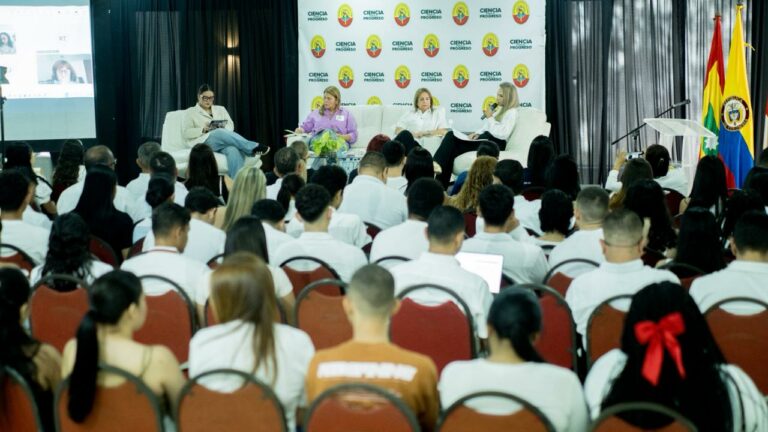 Uniautónoma abrió diálogo sobre una vida libre de violencia para las mujeres