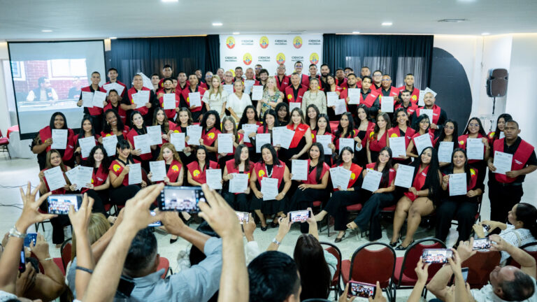 73 estudiantes completaron con éxito su paso por el Consultorio Jurídico y Centro de Conciliación I