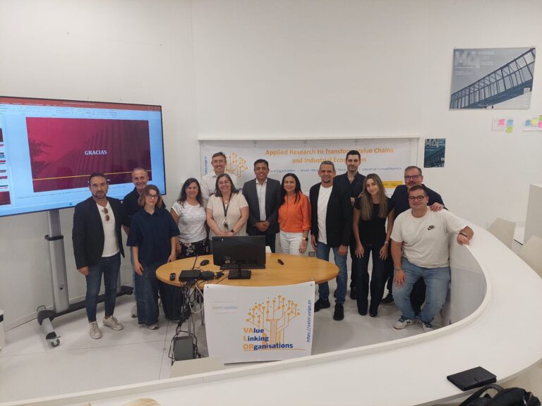 Investigadores de Uniautónoma presentaron  avances de las estancias posdoctorales en España sobre la implementación de plataforma Blockchain